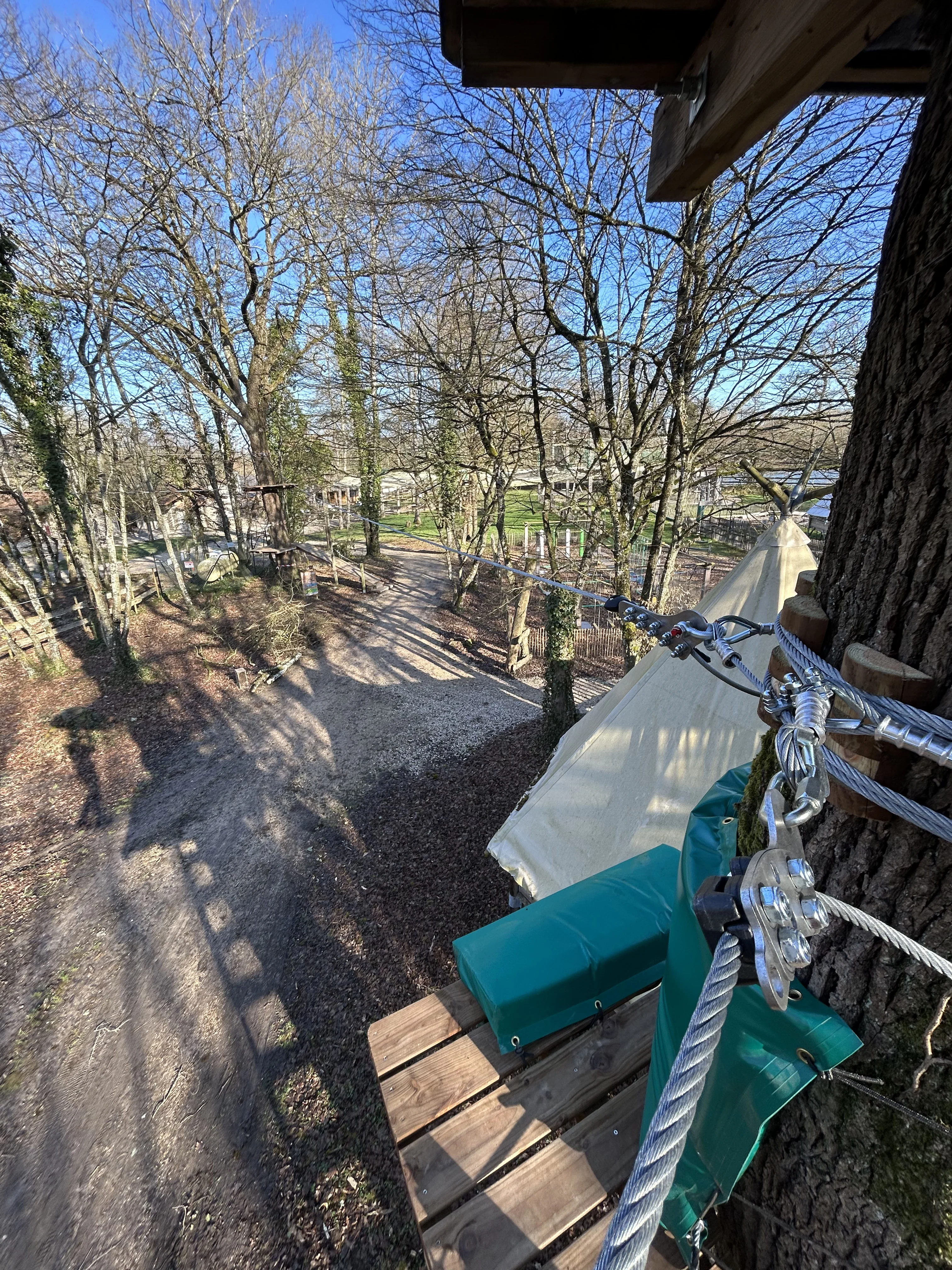 Vue d'ensemble du nouveau parcours, parc Accro Dombes